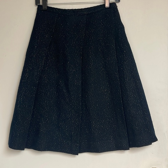 The people’s black and gold pleated skirt size 2 great condition - Picture 1 of 2